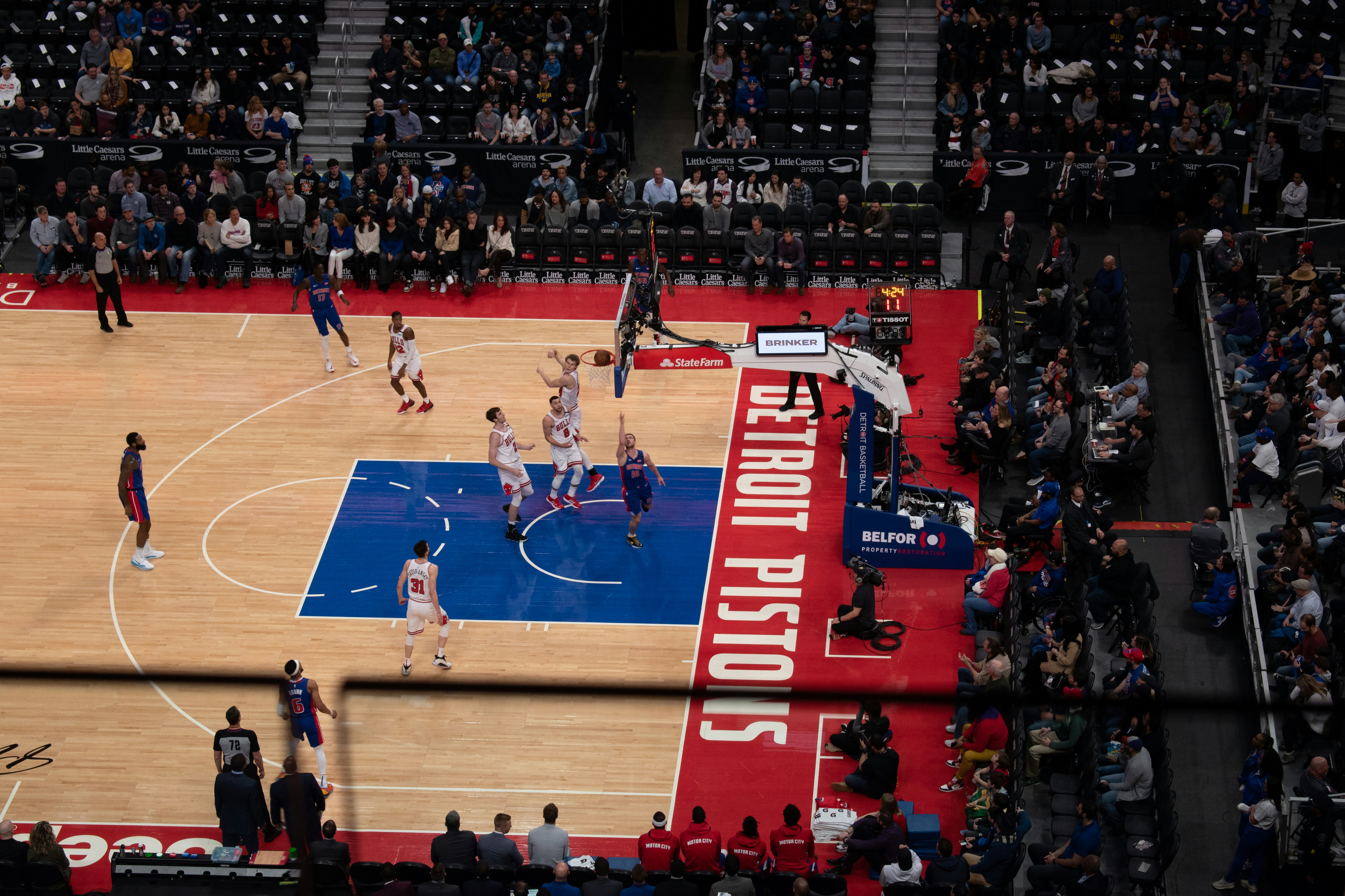 Pistons' second round sends Detroit bars into Playoff mode