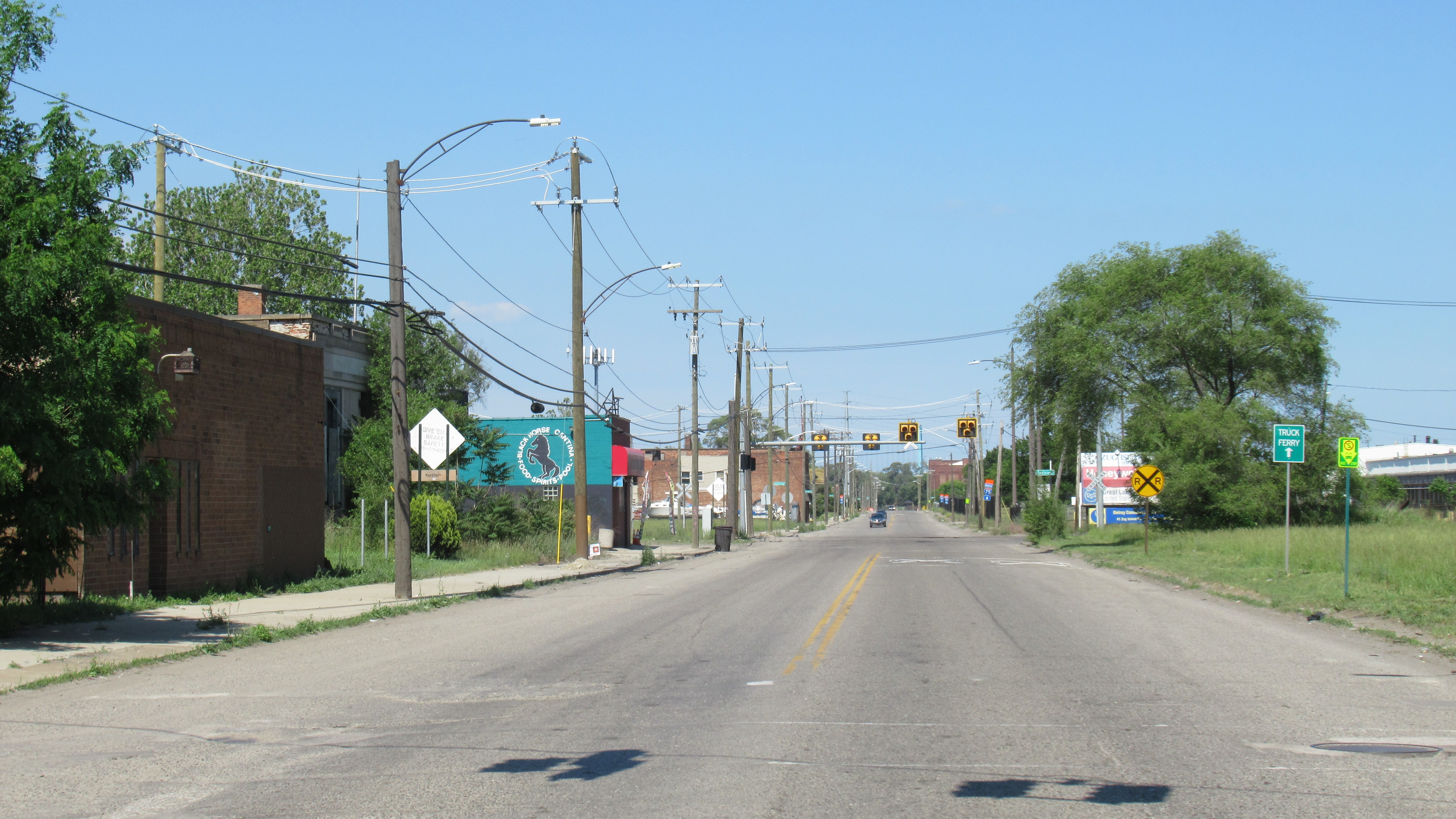 A neglected Detroit River fishing spot in Delray could get a second look from the state