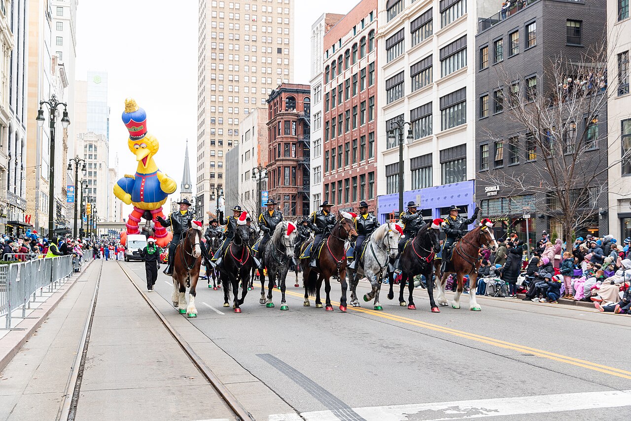 A century after Hudson's first float, Detroit's Thanksgiving parade steps off for edition 100